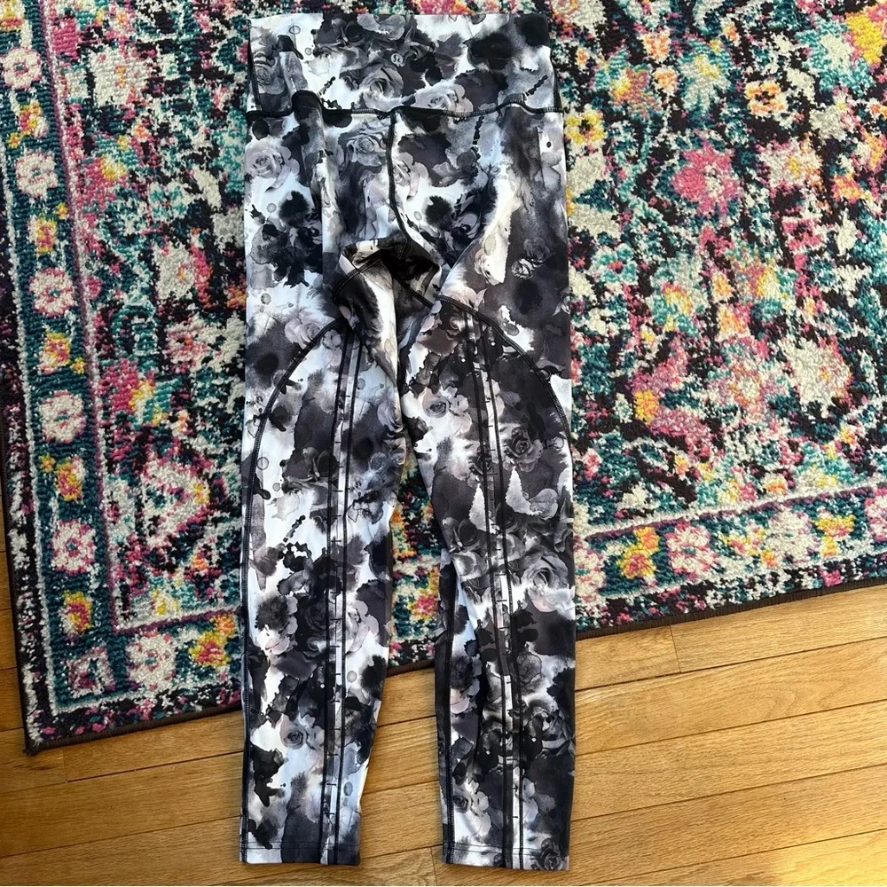 Lululemon High Times Peek Legging Roses Obscured Black Floral Womens 8